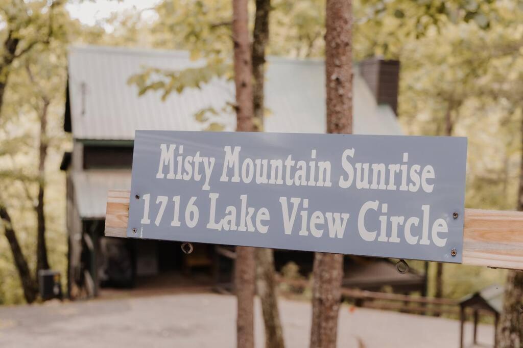 Misty Mountain Sunrise Villa Sevierville Buitenkant foto